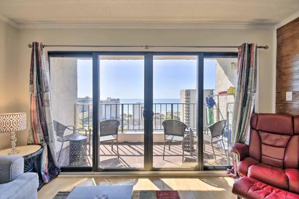 Appartement Coastal Escape Penthouse With Ocean Views à Myrtle Beach Extérieur photo